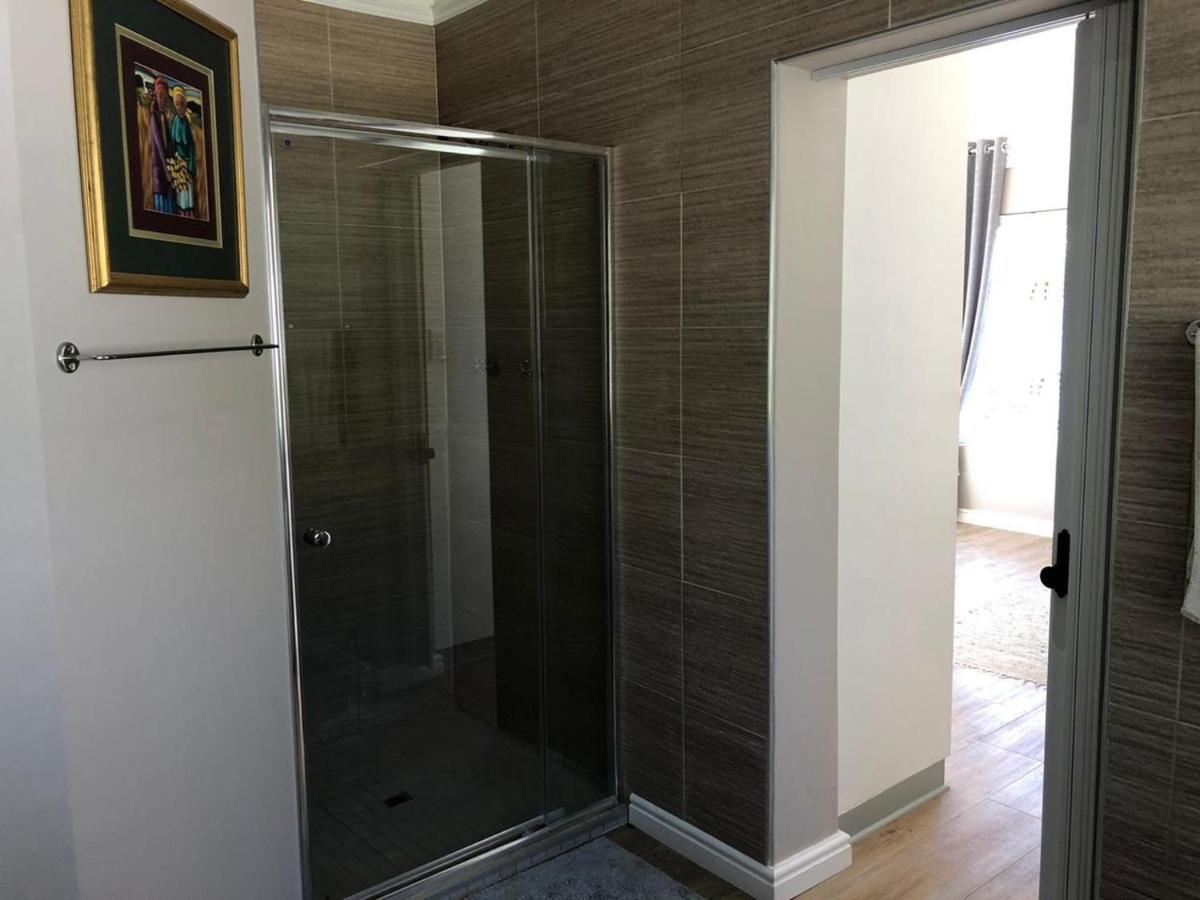 Chicane Bed And Breakfast Sunland Bagian luar foto