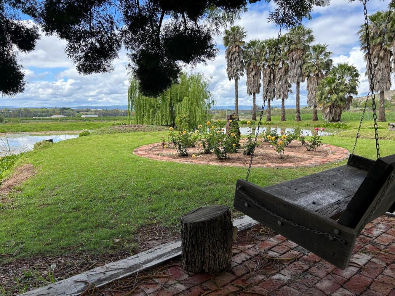 Chicane Bed And Breakfast Sunland Bagian luar foto